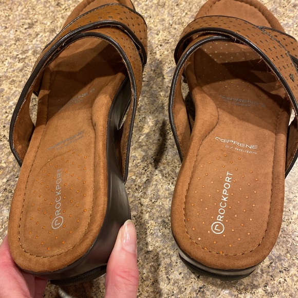 Rockport AdiPrene by Adidas Brown Sandals 7.5 With FLAWS Loose Threads etc. - Picture 13 of 17
